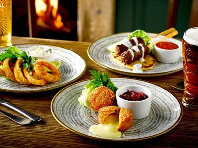 Spring Inn | Home-cooked pub classics in Burnedge, Rochdale.